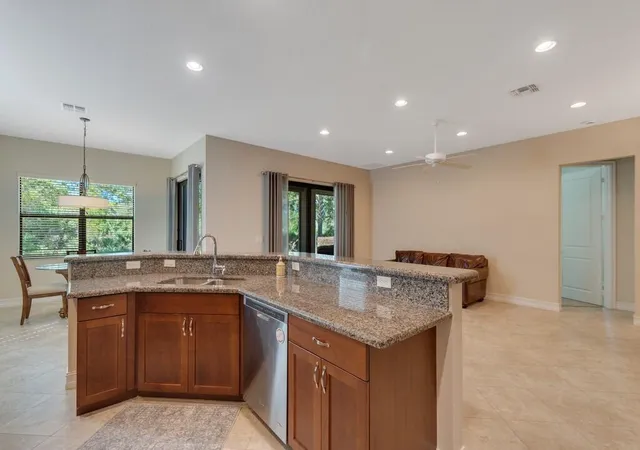 Homes for sale in Vero Beach, FL | 4338 56Th Ln, Vero Beach, FL 32967 | MLS# R11168924