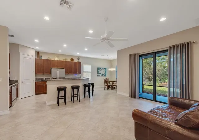 Homes for sale in Vero Beach, FL | 4338 56Th Ln, Vero Beach, FL 32967 | MLS# R11168924