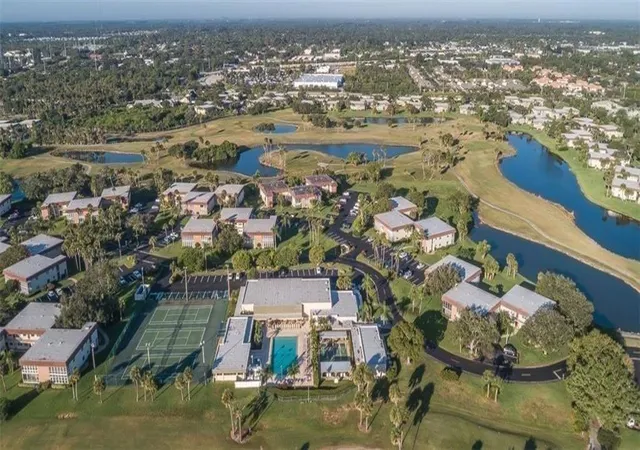 Homes for sale in Vero Beach, FL | 106 Spring Lake Ct #201, Vero Beach, FL 32962 | MLS# R11168929