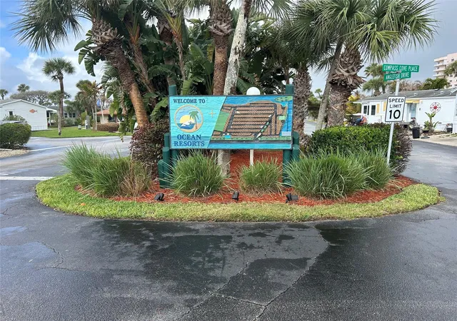 Homes for sale in Hutchinson Island, FL | 5306 Keel Wy, Hutchinson Island, FL 34949 | MLS# F10556110