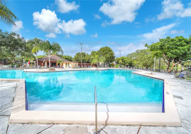 Homes for sale in Miami, FL | 6639 116th Pl, Miami, FL 33173 | Houzeo