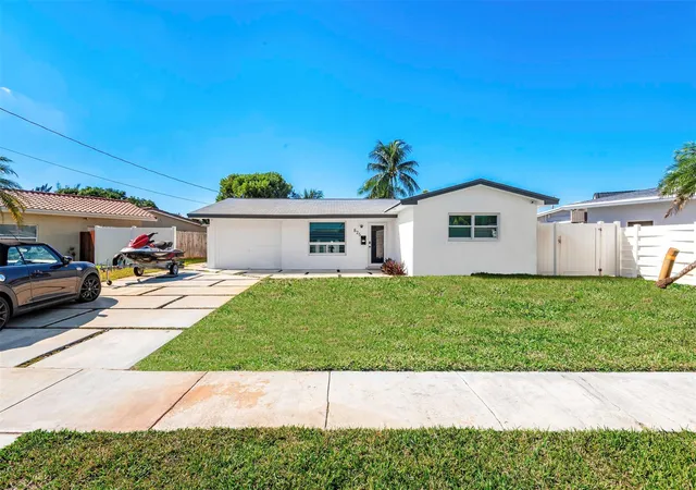 Homes for sale in Dania Beach, FL | 825 Argonaut Iss, Dania Beach, FL 33004 | MLS# F10556515