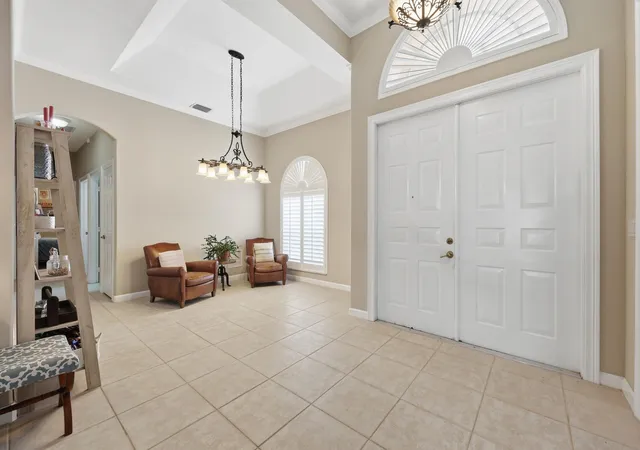 3rd image of 3710 Victoria Rd, West Palm Beach, FL 33411 | MLS# R11169334