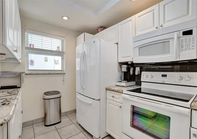 2nd image of 1391 S Ocean Blvd, Pompano Beach, FL 33062