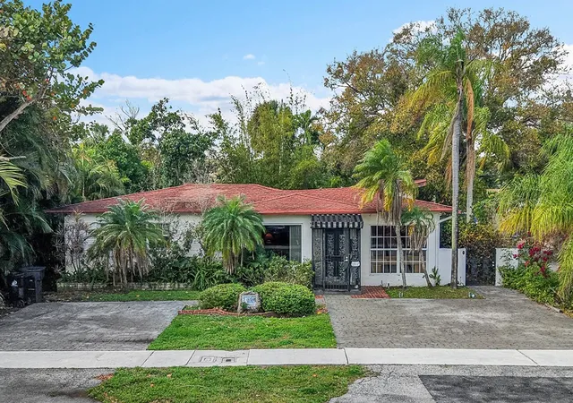 1st image of 1317 Se 2nd Ave, Fort Lauderdale, FL 33316 | MLS# F10555919