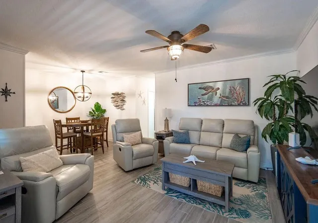 Homes for sale in Lighthouse Point, FL | 2100 Ne 38Th St #229, Lighthouse Point, FL 33064 | MLS# F10556512