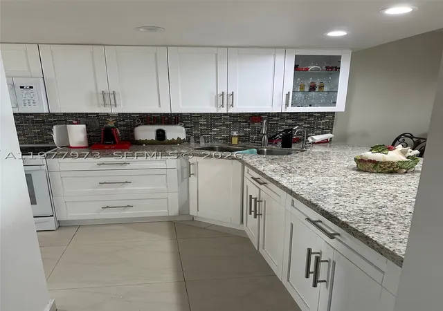 Townhouse for sale at 2385 W 69Th St #2385-A, Hialeah, FL 33016 | MLS# A11977973
