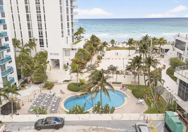 4th image of 4001 S Ocean Dr #11f, Hollywood, FL 33019 | MLS# R11169524