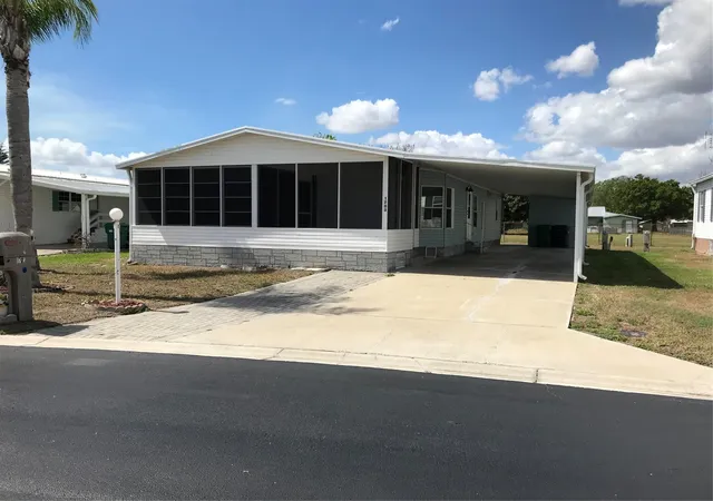 1st image of 1703 Sw 35th Cir, Okeechobee, FL 34974 | MLS# F10556352