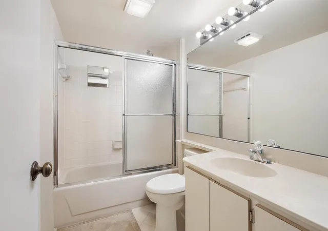 2nd image of 2761 Vlg Blvd, West Palm Beach, FL 33409