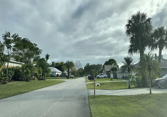 Homes for sale in Vero Beach, FL | 755 38Th Ct, Vero Beach, FL 32968 | MLS# F10556673