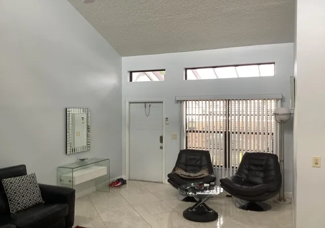 4th image of 13941 Nesting Wy #C, Delray Beach, FL 33484 | MLS# R11169629