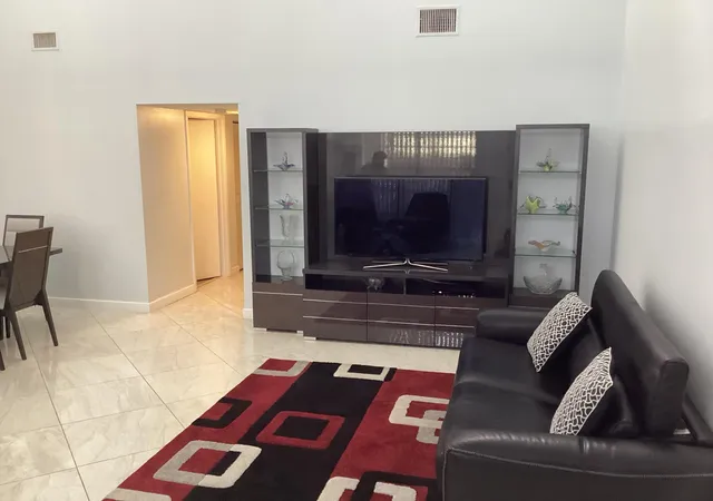 5th image of 13941 Nesting Wy #C, Delray Beach, FL 33484 | MLS# R11169629