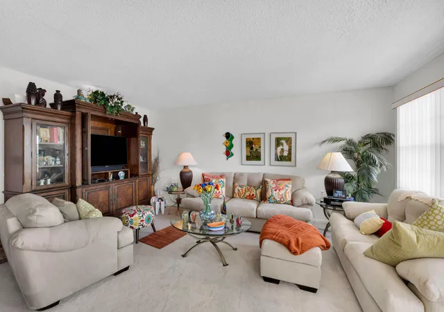 2nd image of 1903 Bermuda Cir #D3, Coconut Creek, FL 33066 | MLS# R11169631