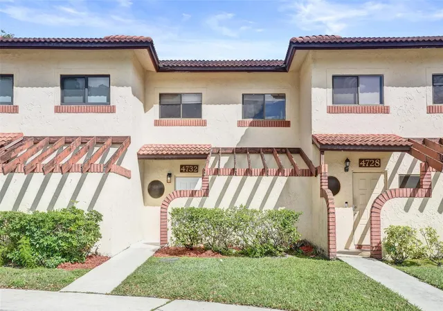 4th image of 4732 Nw 90Th Ave #4732, Sunrise, FL 33351 | MLS# F10556704