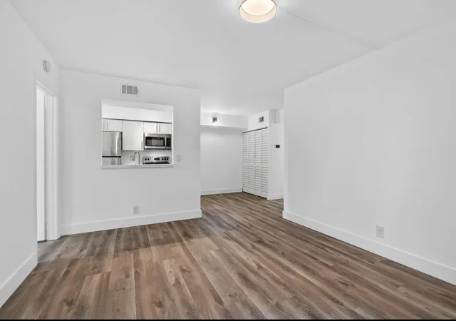 2nd image of 6258 Chasewood Dr, Jupiter, FL 33458