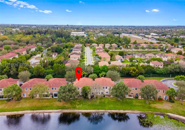 Homes for sale in Green Acres, FL | 4301 Macarthur Palm Trl, Green Acres, FL 33463 | MLS# A11976828