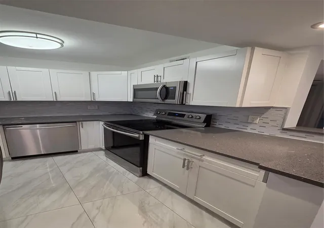 2nd image of 5375 Sw 40th Ave #105, Fort Lauderdale, FL 33314 | MLS# F10556722