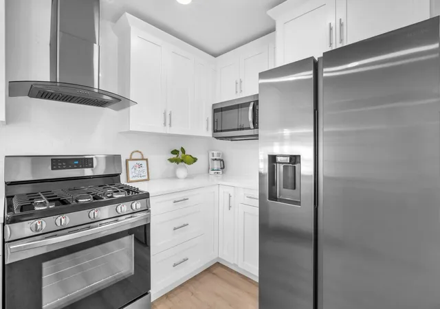 4th image of 3308 E El Vedado Ct, West Palm Beach, FL 33405 | MLS# F10556685