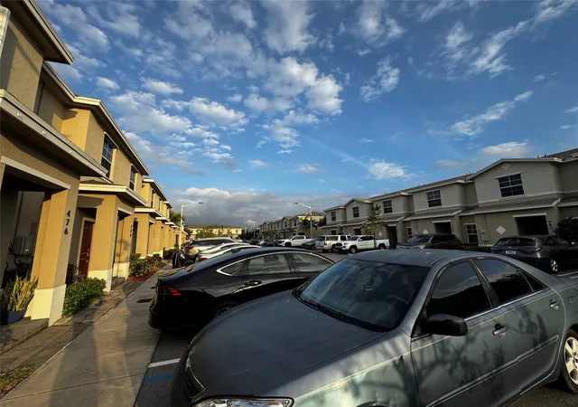 4th image of 476 Ne 5Th Ter, Florida City, FL 33034 | MLS# F10556769