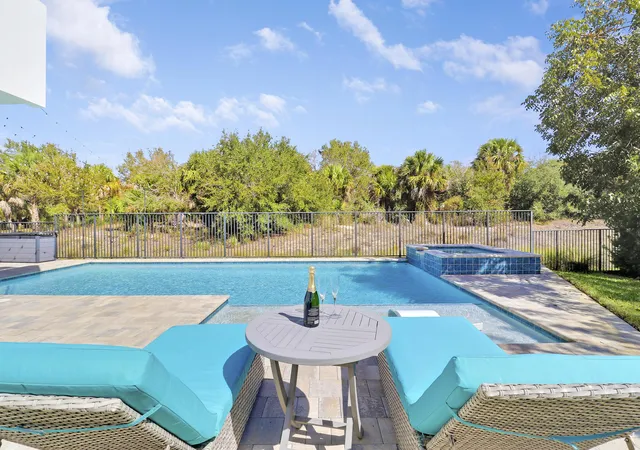 Homes for sale in Jensen Beach, FL | 2475 Ne Evinrude Cir, Jensen Beach, FL 34957 | MLS# R11169860