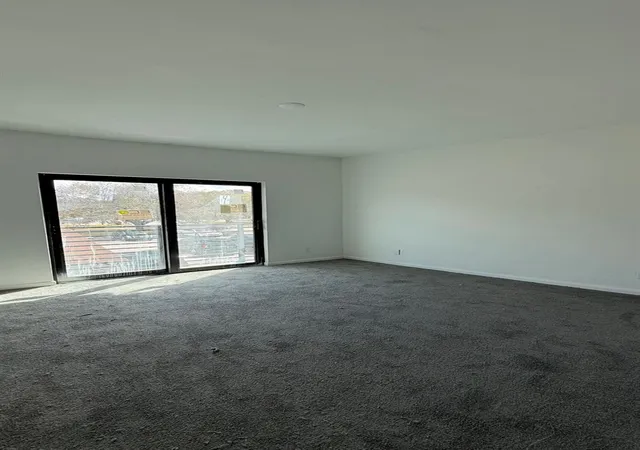 6th image of 2511 Pierce St #2, Hollywood, FL 33020 | MLS# F10556778