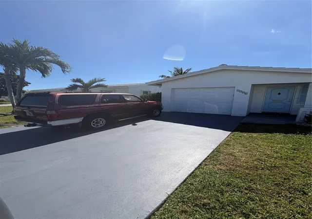 Homes for sale in Boynton Beach, FL | 2392 Sw 13th Ter, Boynton Beach, FL 33426 | MLS# F10556114