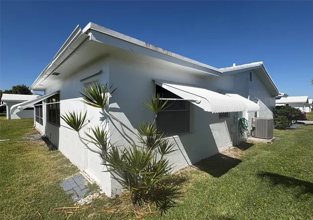 Homes for sale in Boynton Beach, FL | 2392 Sw 13Th Ter, Boynton Beach, FL 33426 | MLS# F10556114
