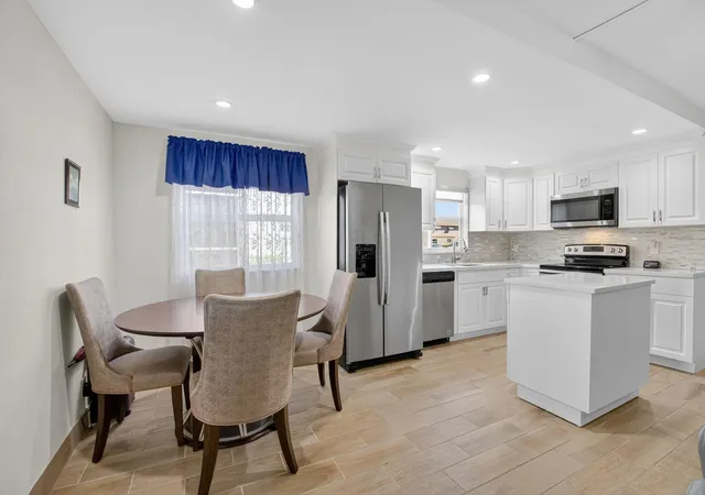 Homes for sale in Delray Beach, FL | 60 Brittany #B, Delray Beach, FL 33446 | MLS# R11169916