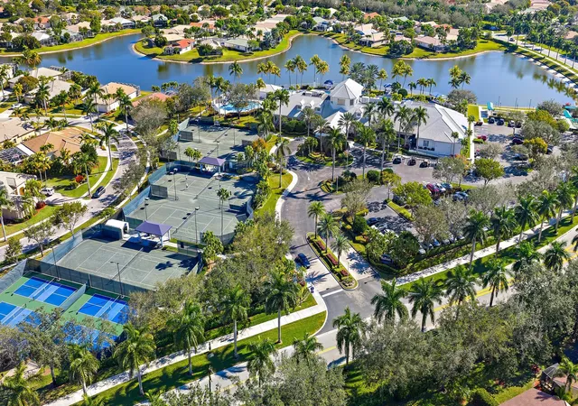 35th image of 2737 Clipper Cir, West Palm Beach, FL 33411 | MLS# R11169965