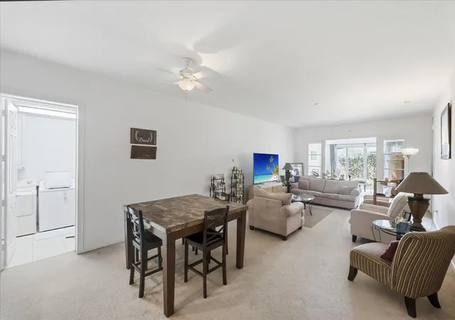 5th image of 36 Harbour Isle Dr W #106, Fort Pierce, FL 34949 | MLS# R11169966