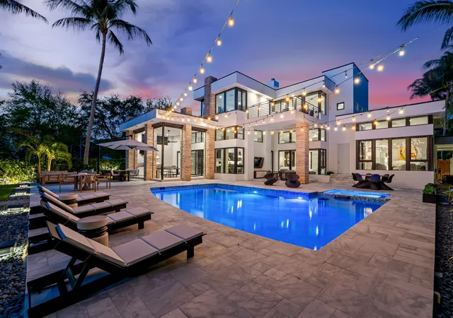 4th image of 1080 Lake Dr, Delray Beach, FL 33444 | MLS# R11169994