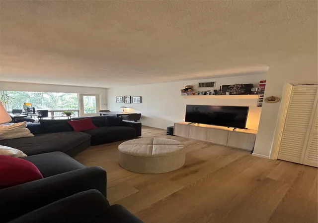 Homes for sale in Fort Lauderdale, FL | 900 Sw 12Th St #202, Fort Lauderdale, FL 33315 | MLS# F10556899
