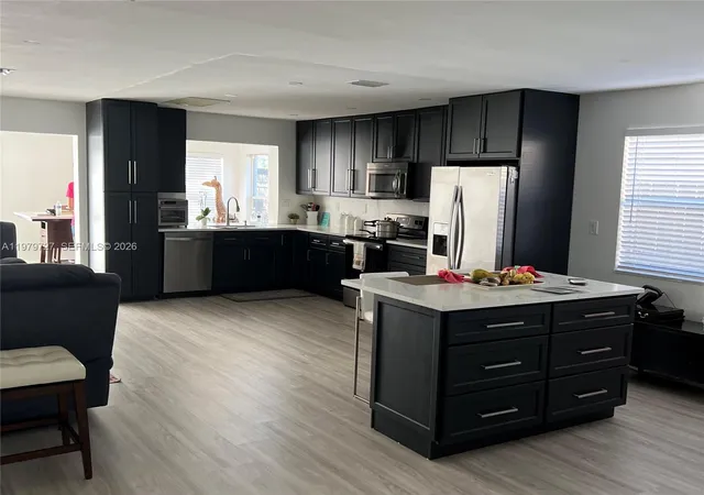 2nd image of 3771 Ne 16th Ave, Pompano Beach, FL 33064 | MLS# A11979727