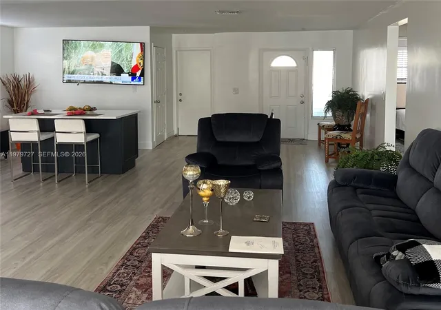 5th image of 3771 Ne 16Th Ave, Pompano Beach, FL 33064 | MLS# A11979727