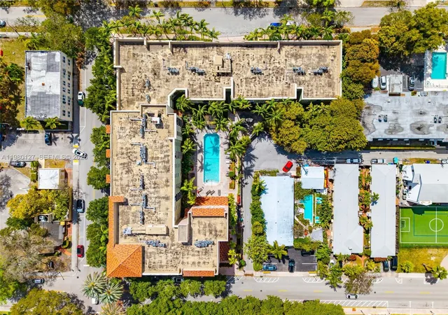 18th image of 1900 Van Buren St #112B, Hollywood, FL 33020 | MLS# A11980127