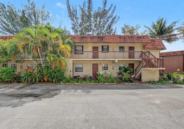 Homes for sale in Hialeah, FL | 6525 W 26th Dr #204-37, Hialeah, FL 33016 | MLS# A11980300