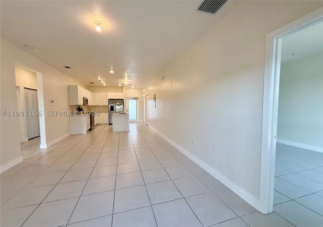 3rd image of 8001 Nw 41St St #F-202, Doral, FL 33166 | MLS# A11981166