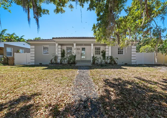 1st image of 1516 Jefferson St, Hollywood, FL 33020 | MLS# B26000029