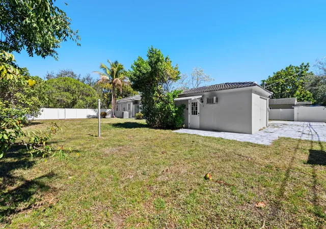 26th image of 1516 Jefferson St, Hollywood, FL 33020 | MLS# B26000029