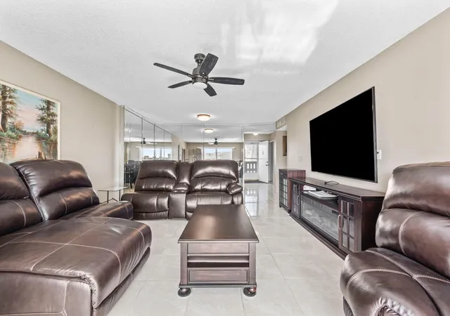 5th image of 170 Se 5Th Ave #Apt 505, Dania Beach, FL 33004 | MLS# B26000145
