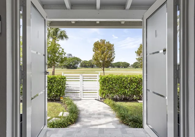3rd image of 409 N 14Th Ave, Hollywood, FL 33020 | MLS# B26000090