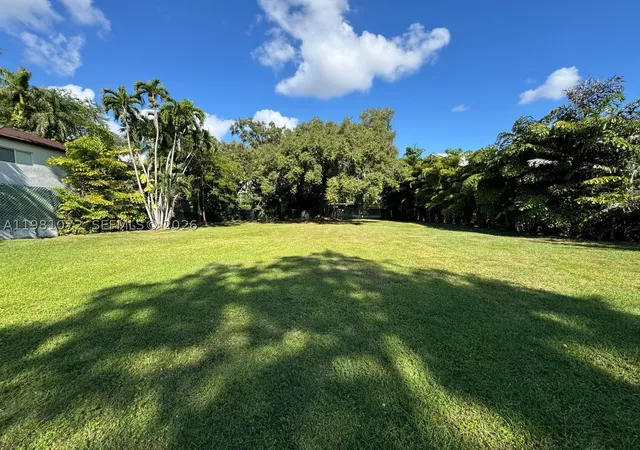 Land for sale at 3528 Royal Palm Ave, Miami, FL 33133 | MLS# A11981072