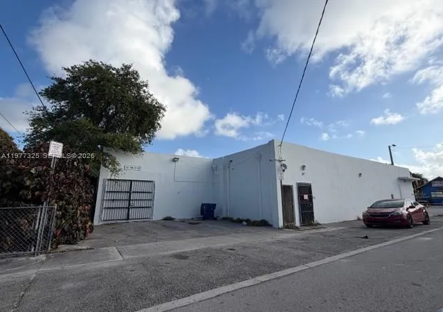 Homes for sale in Miami, FL | 102 Nw 22nd Ave, Miami, FL 33125 | MLS# A11977325
