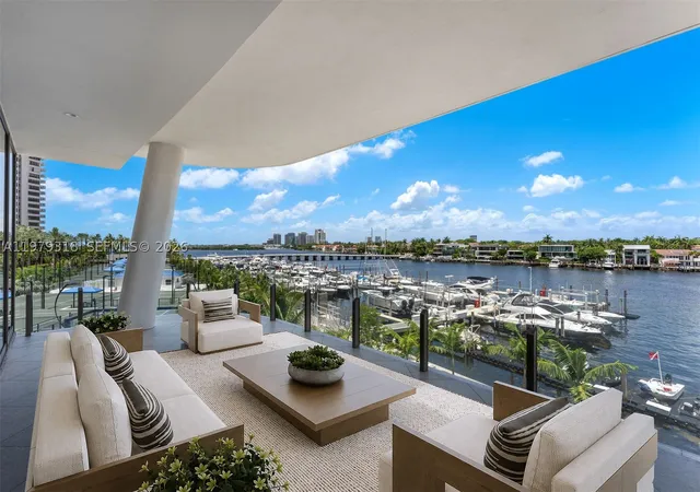 Photo 2 of Condo for sale at 5 Grove Isle Dr #S304, Coconut Grove, FL 33133 | MLS# A11979318 | Listing updated on 2026-08-26