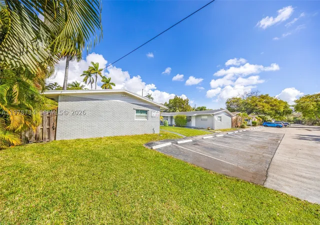 Photo 3 of Multi family home for sale at 355 Nw 32nd St, Oakland Park, FL 33309 | MLS# A11978734 | Listing updated on 2026-09-24