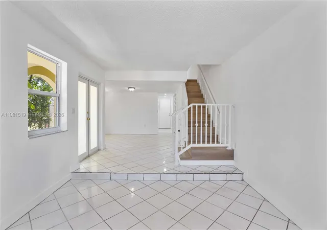4th image of 3524 Nw 4Th Ter, Miami, FL 33125 | MLS# A11981519
