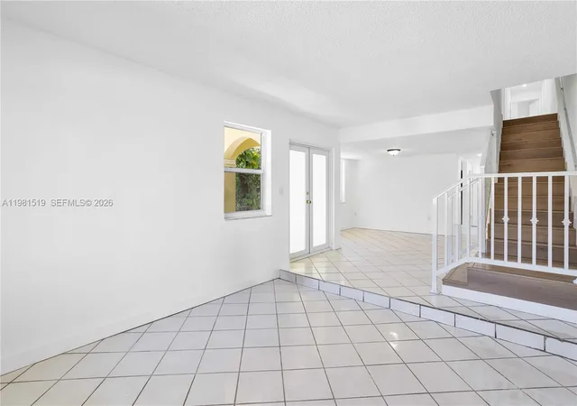 5th image of 3524 Nw 4Th Ter, Miami, FL 33125 | MLS# A11981519