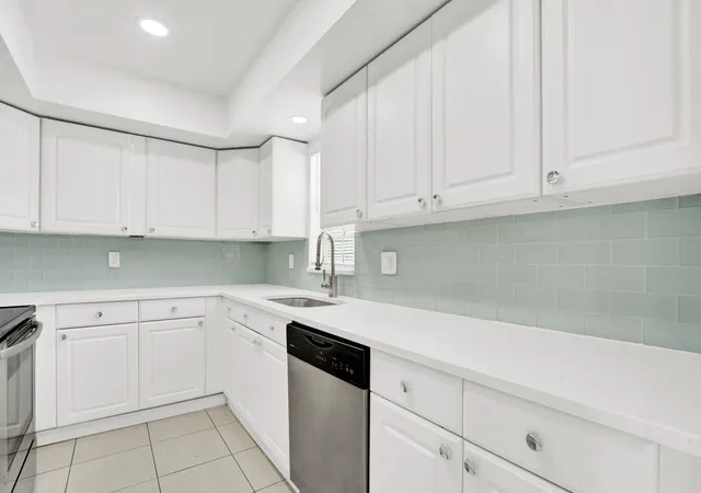 Homes for sale in Palm Beach Gardens, FL | 10249 N Military Trl #Apt 201, Palm Beach Gardens, FL 33410 | MLS# B26000598