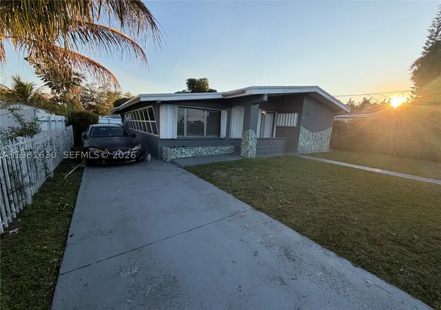 5th image of 354 Ne 173Rd St, North Miami Beach, FL 33162 | MLS# A11981630